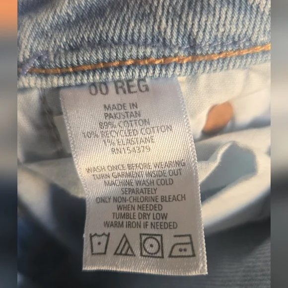 Aeropostale Light Blue Mid Rise Flare Jeans 00 Regular - Picture 2 of 4